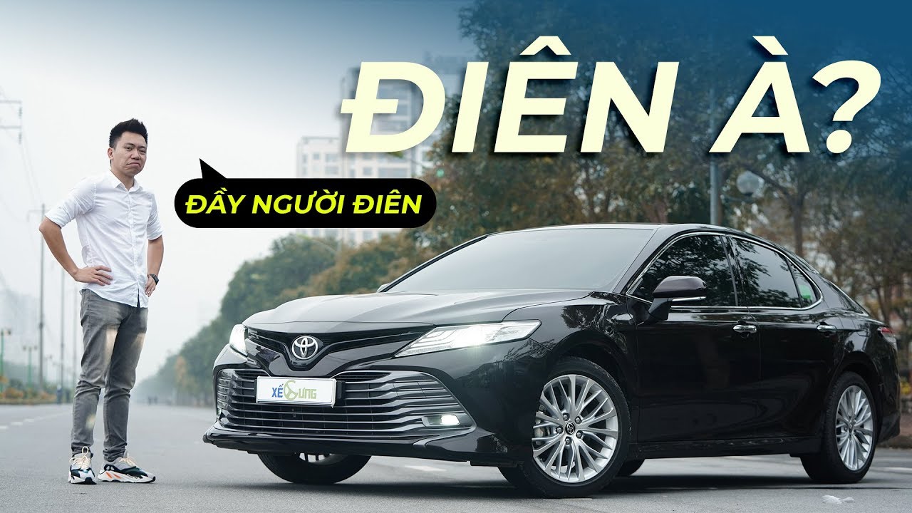 Xe Cung Dien a ma 25 tuoi chay Toyota Camry